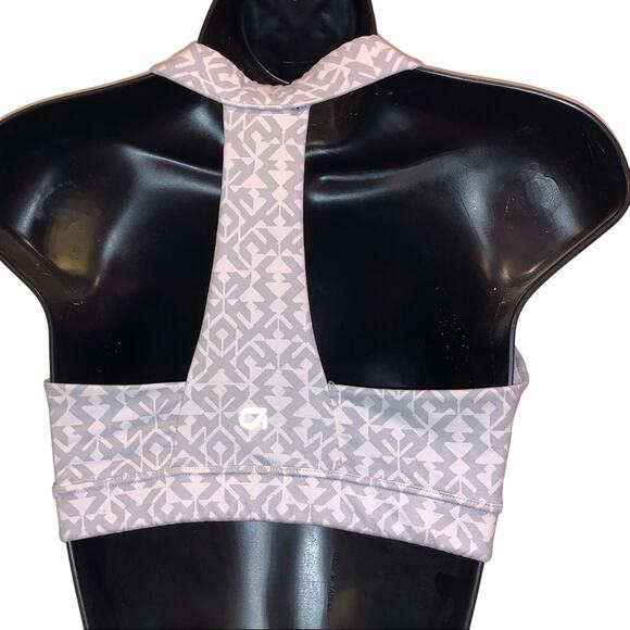 Gapfit Medium Impact Gray & White Sports Bra - Picture 3 of 4